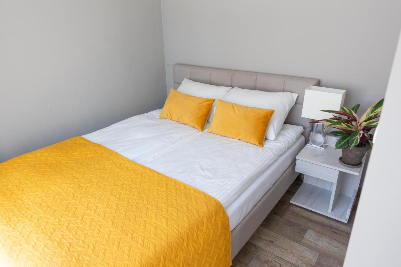 Moon Hostel Познань Екстер'єр фото