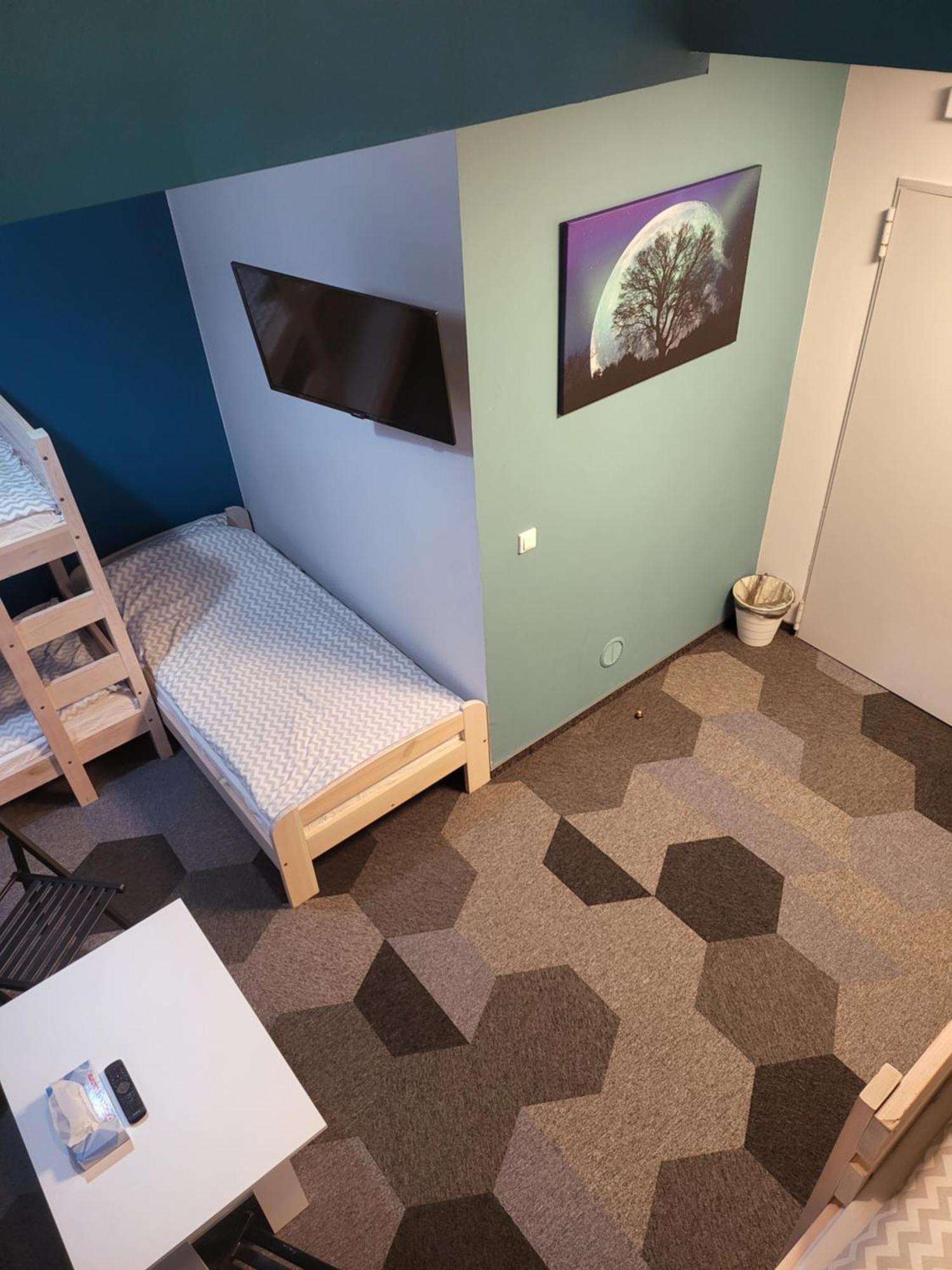 Moon Hostel Познань Екстер'єр фото