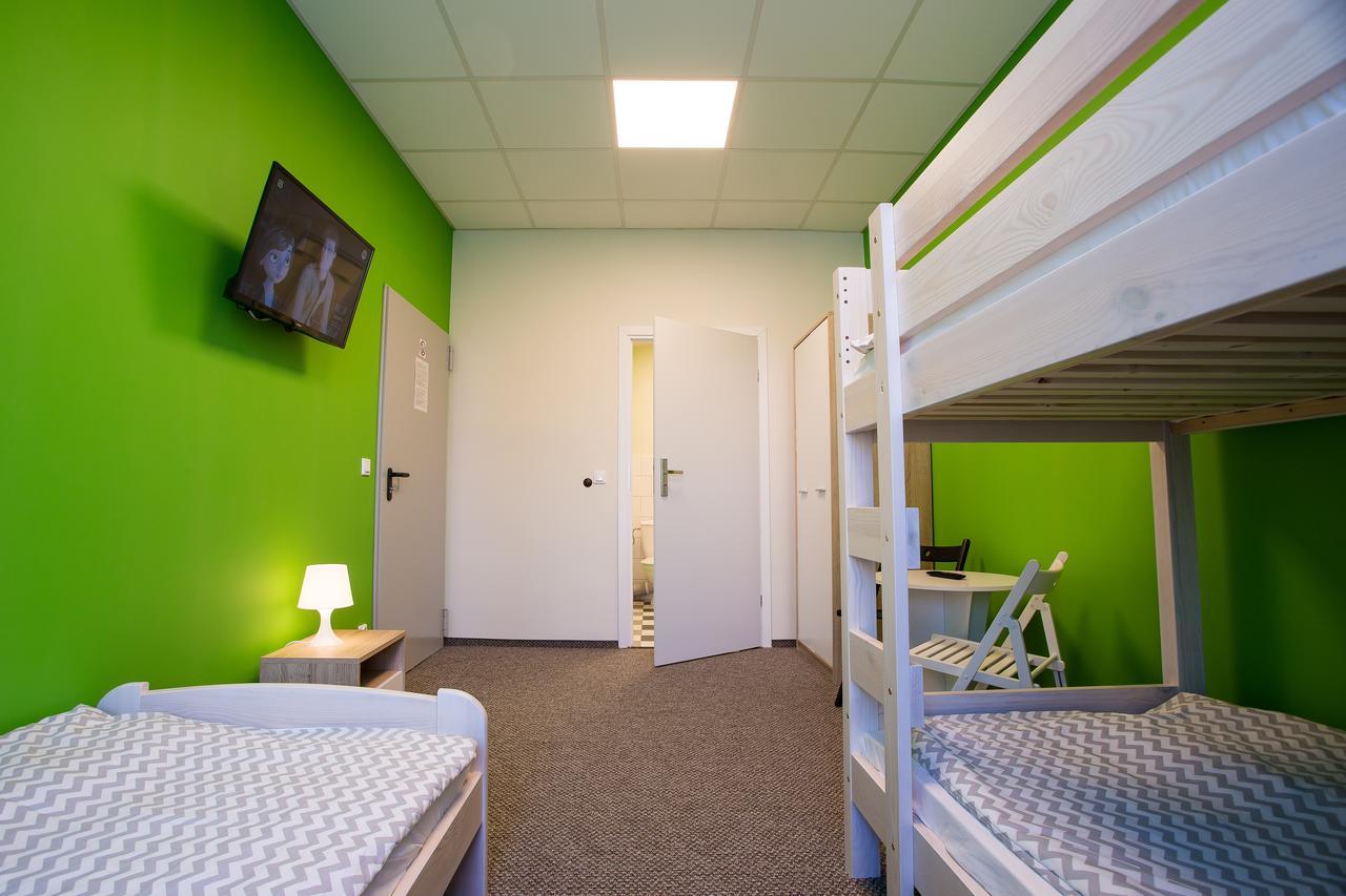 Moon Hostel Познань Екстер'єр фото