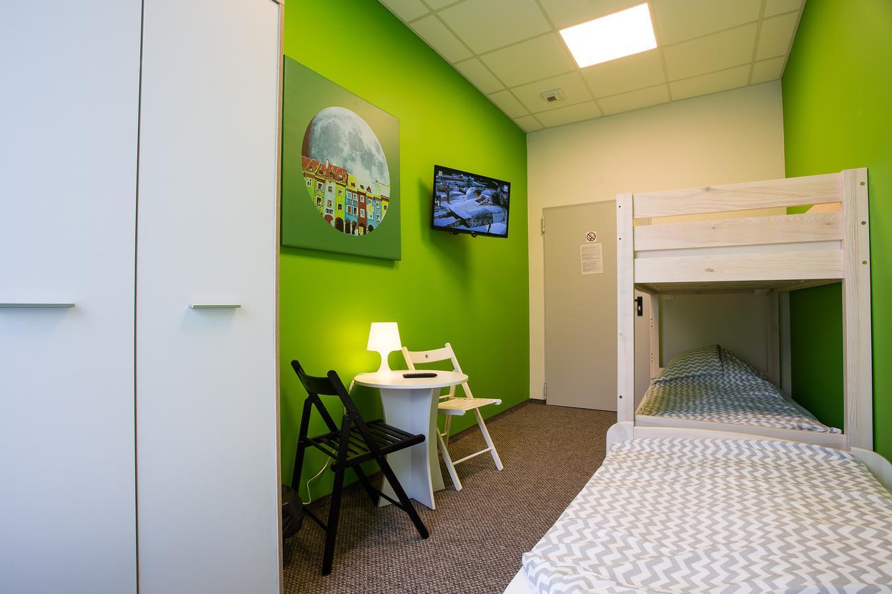 Moon Hostel Познань Екстер'єр фото