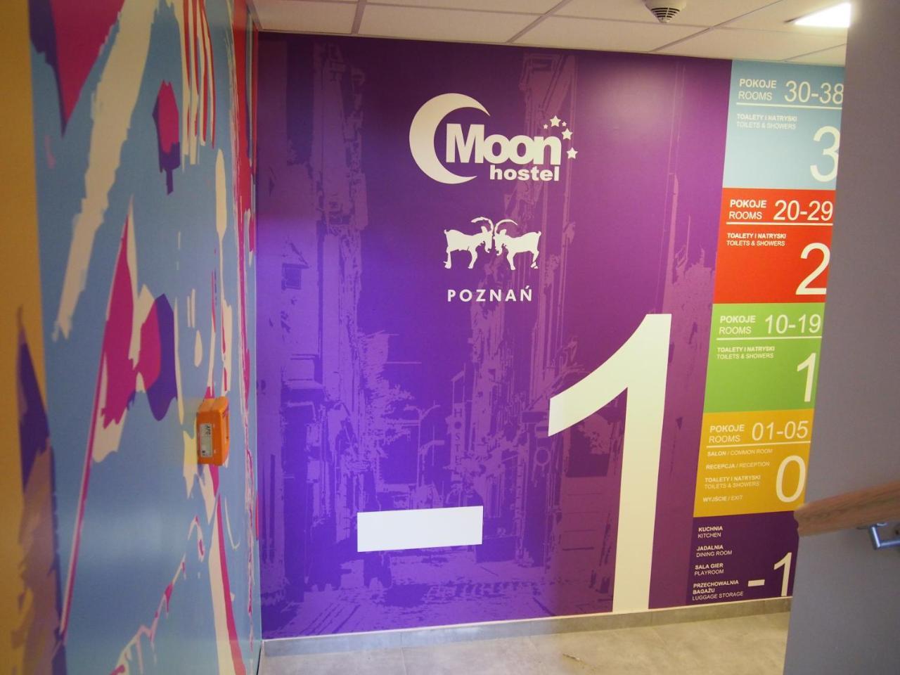 Moon Hostel Познань Екстер'єр фото