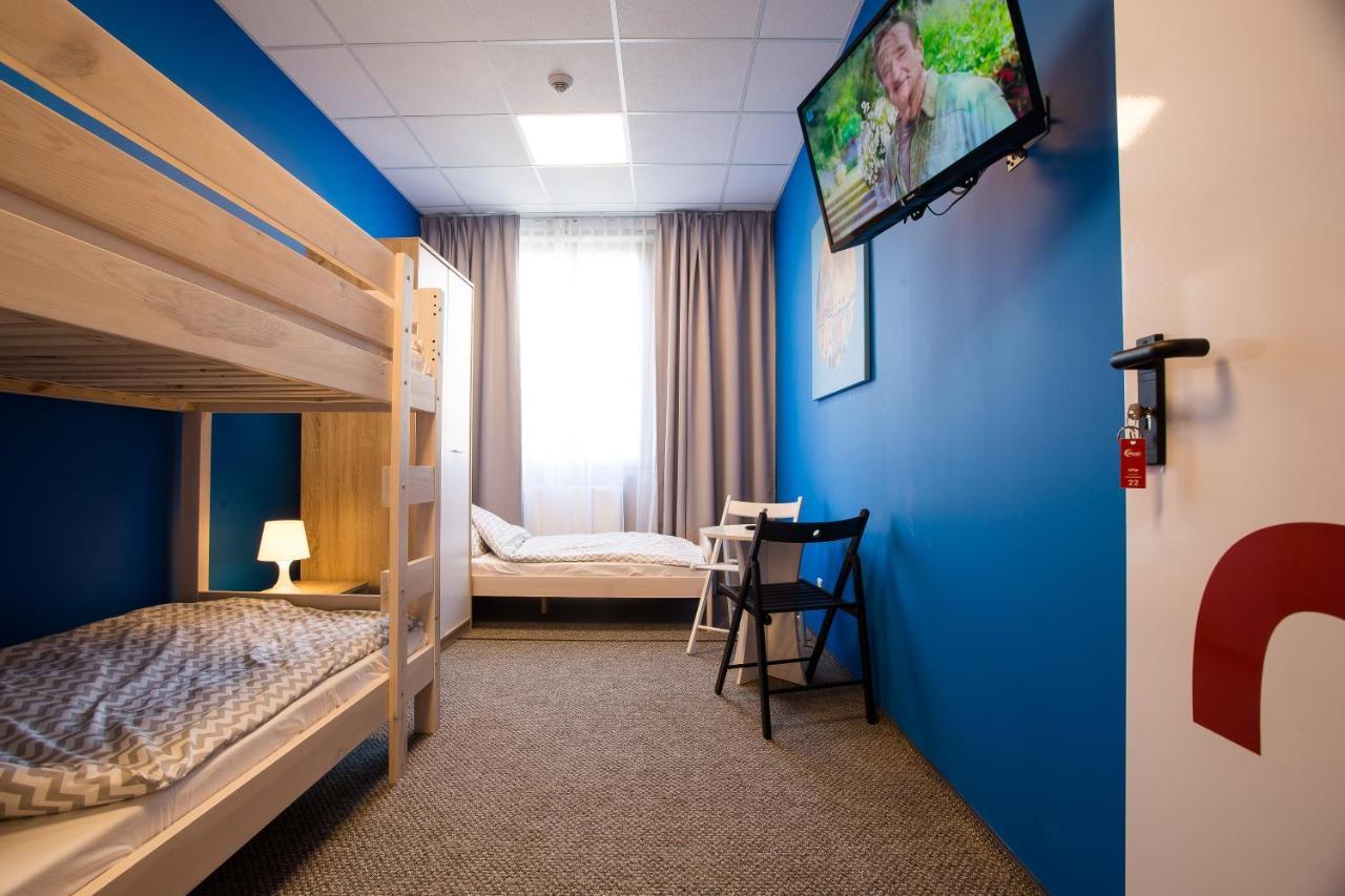 Moon Hostel Познань Екстер'єр фото