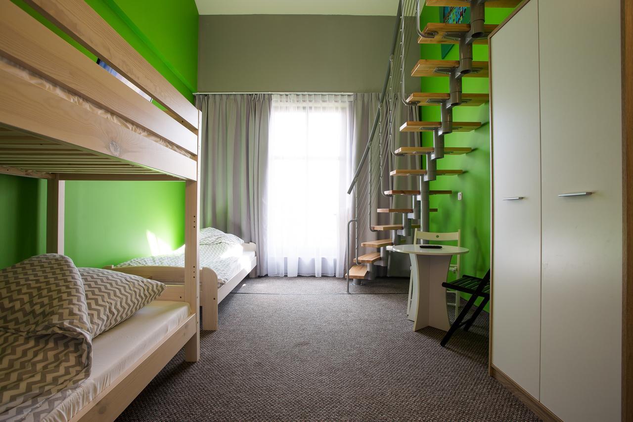 Moon Hostel Познань Екстер'єр фото